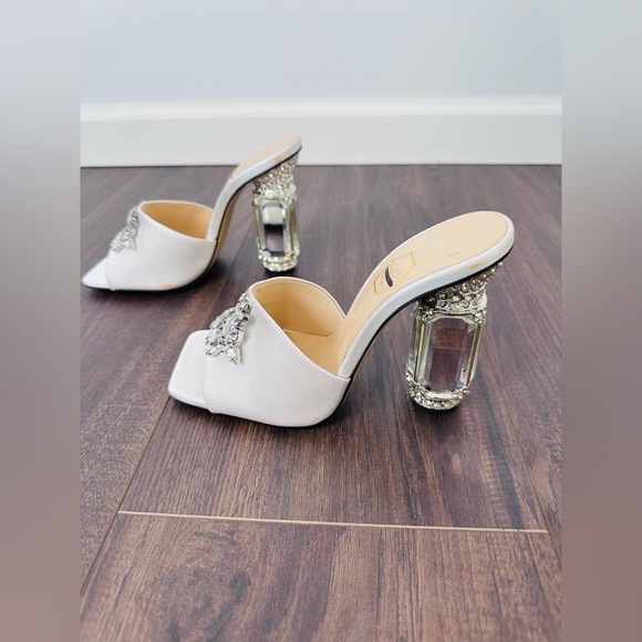 NALEBE BY AMINA MEANS SATIN AURUM MULES - Picture 6 of 16